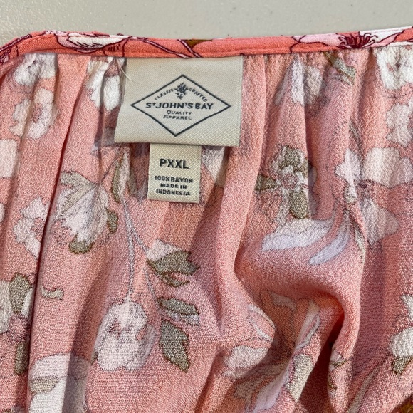 St. John's PXXL Bay Coral Floral Blouse GUC - Picture 5 of 6